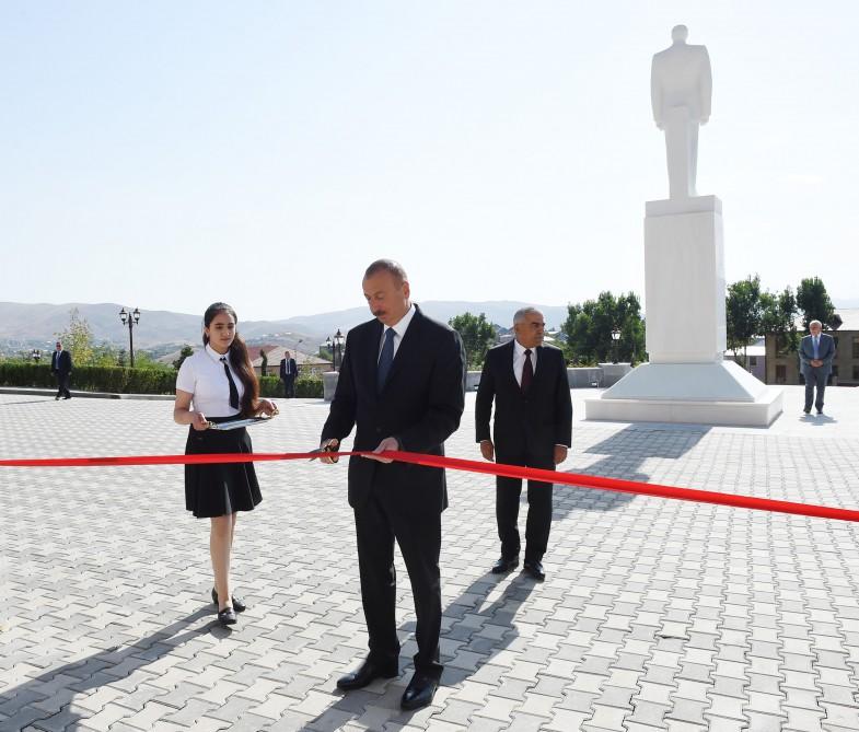 Президент Азербайджана принял участие в открытии Центра Гейдара Алиева в Гядабее (ФОТО)