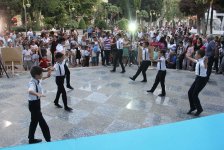 Азербайджанские артисты пригласили в "Ретро Баку" (ФОТО)