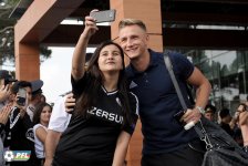 Футболистов "Карабаха" встретили в Баку  как героев (ФОТО/ВИДЕО)