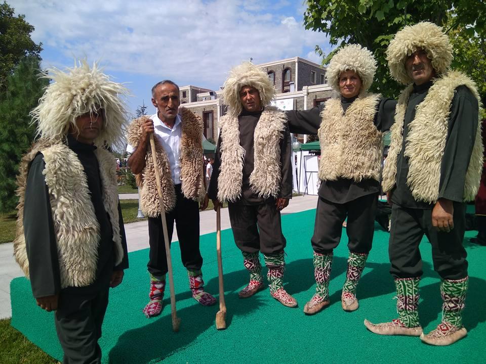В Габале открылся Международный фестиваль варенья (ФОТО)