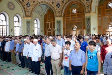 В связи с праздником Гурбан во всех мечетях Азербайджана был совершен праздничный намаз (ФОТО)