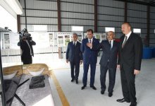 Президент Ильхам Алиев посмотрел рисовые участки ООО «Джануб-Агро» и открыл рисовый завод в Лянкяране (ФОТО)