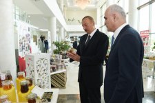 Под председательством Президента Ильхама Алиева состоялось республиканское совещание по вопросам развития производства чая, риса и цитрусовых (ФОТО)