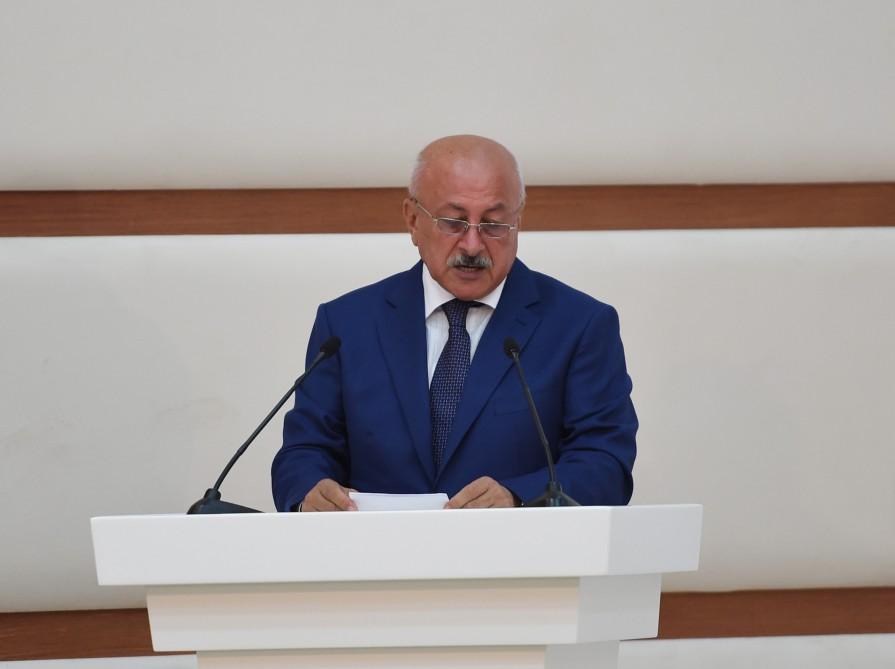 Под председательством Президента Ильхама Алиева состоялось республиканское совещание по вопросам развития производства чая, риса и цитрусовых (ФОТО)