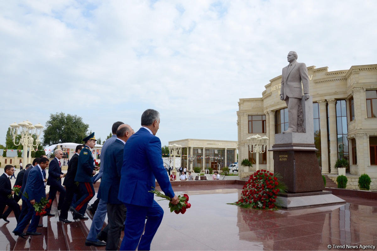 В поселке Гузанлы Агдамского района прошел форум молодежи оккупированных и приграничных районов Азербайджана (ФОТО)