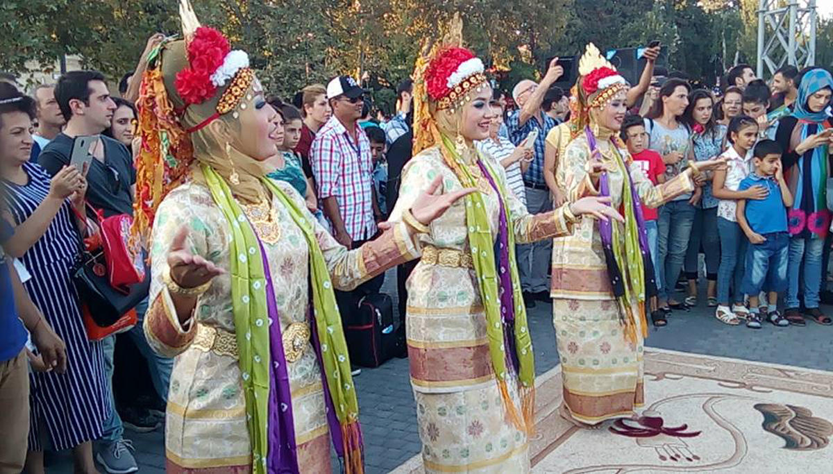 Фестиваль культуры Индонезии в Баку –  красочный мир "Страны тысячи островов" (ФОТО)