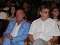 "Церемония" с  Фахраддином Манафовым и Мехрибан Зяки – грандиозная премьера в Баку (ФОТО)