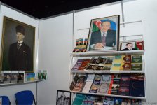 Чингиз Абдуллаев: Только читающий книги народ будет развиваться (ФОТО)