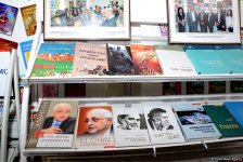 Чингиз Абдуллаев: Только читающий книги народ будет развиваться (ФОТО)