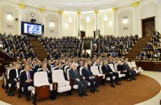 Президент Ильхам Алиев принял участие в церемонии прощания со всемирно известным азербайджанским ученым Лютфи Заде (ФОТО)