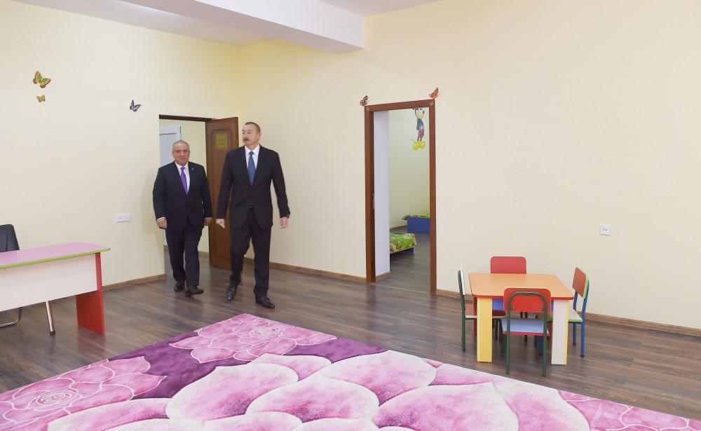 Ilham Aliyev inaugurates newly built kindergarten in Gobustan (PHOTO)