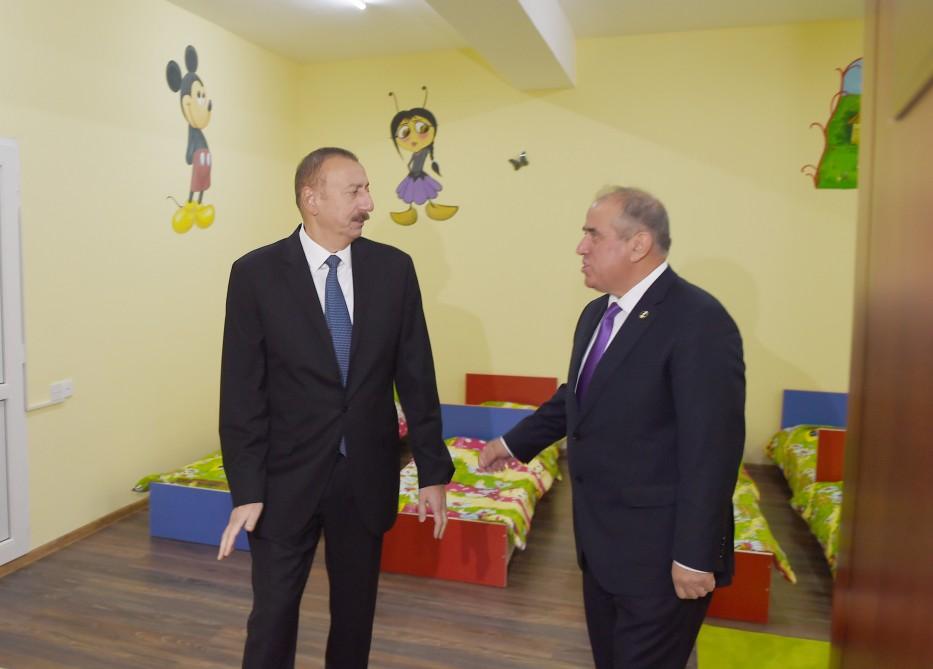 Ilham Aliyev inaugurates newly built kindergarten in Gobustan (PHOTO)