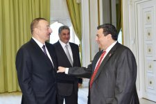 Президент Ильхам Алиев: Спорт - это самое лучшее средство для привлечения молодого поколения к добрым делам (ФОТО)