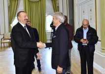 Президент Ильхам Алиев: Спорт - это самое лучшее средство для привлечения молодого поколения к добрым делам (ФОТО)