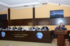 Али Гасанов: Процесс глобализации, получивший сегодня большой размах, коснулся и сферы использования  государственного языка  (ФОТО) (версия 4)
