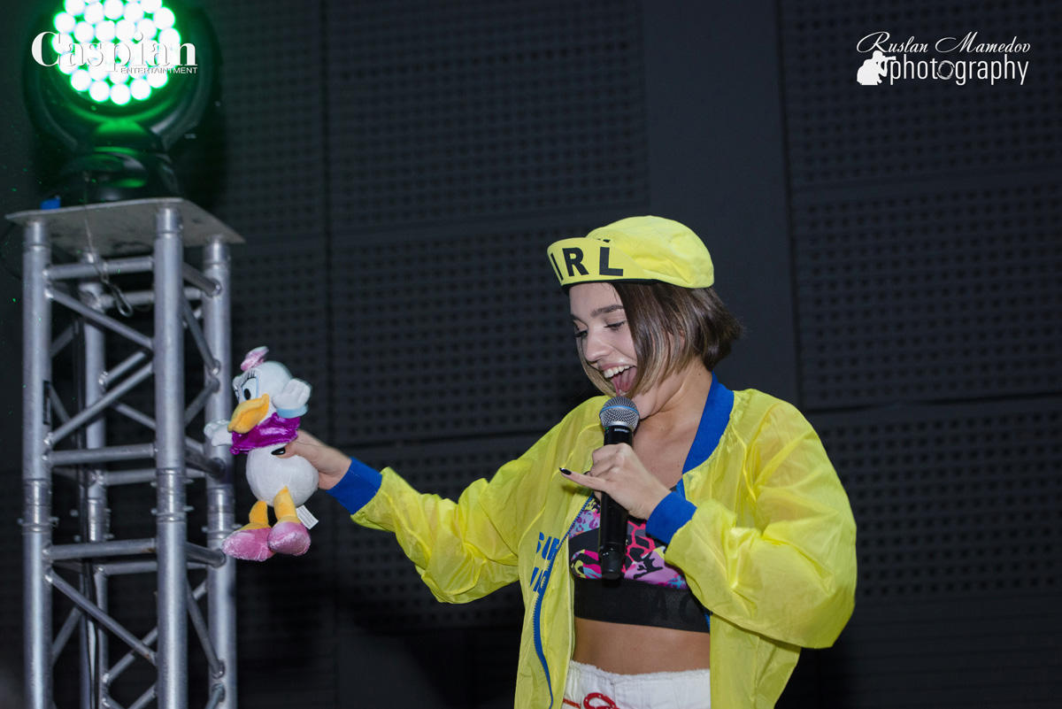 Тинейджеры Open Kids отметили пятилетие зажигательным концертом в Баку (ФОТО)