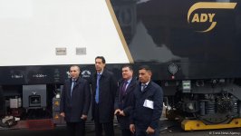 Новые электровозы сократят время следования между Баку и Тбилиси (ФОТО)