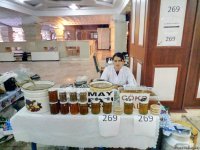 Увеличилось число участников ярмарки меда в Баку (ФОТО)