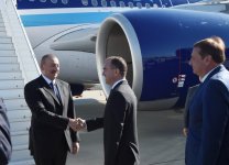 Президент Ильхам Алиев прибыл с визитом в Россию (ФОТО)