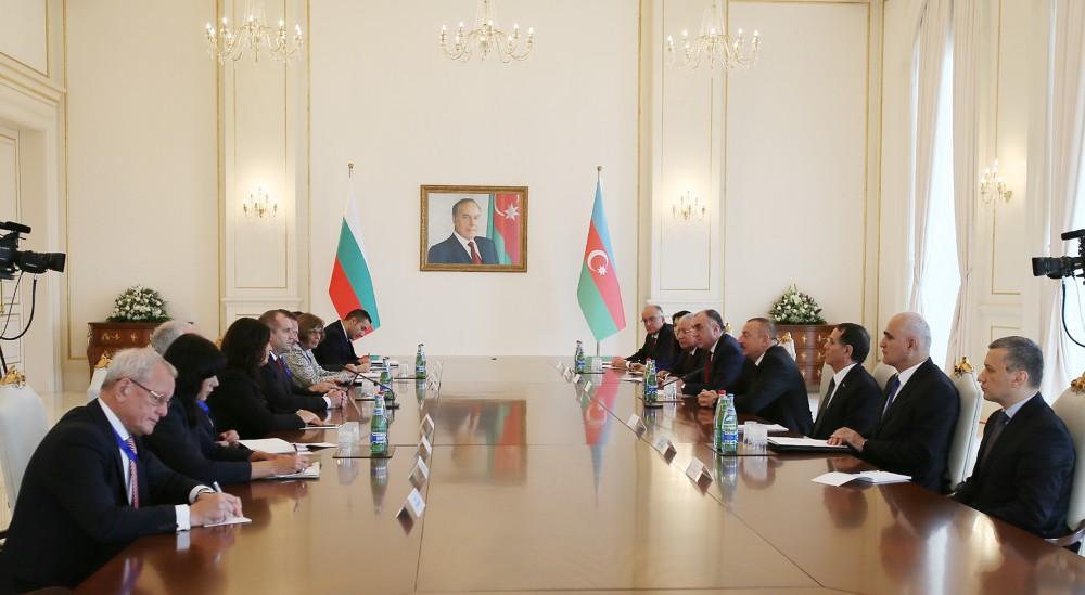 Presidents of Azerbaijan and Bulgaria meet in expanded format (PHOTO)