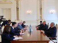 Президент Ильхам Алиев: К странам-членам программы "Восточного партнерства" должно проявляться одинаковое отношение (ФОТО)