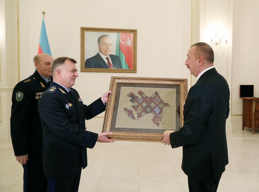 Президент Ильхам Алиев принял участников заседания Совета командующих погранвойсками СНГ (ФОТО)