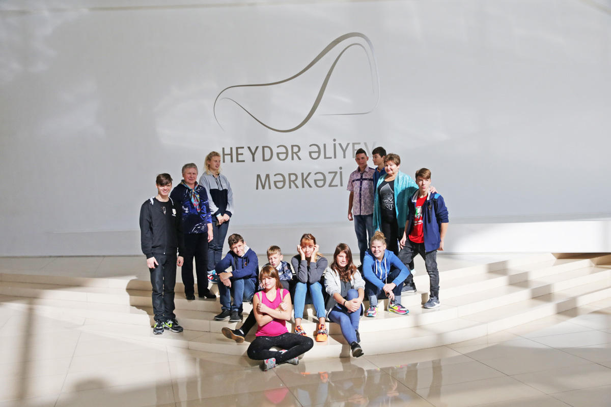 Children of Russian orphanage visit Azerbaijan (PHOTO/VIDEO)