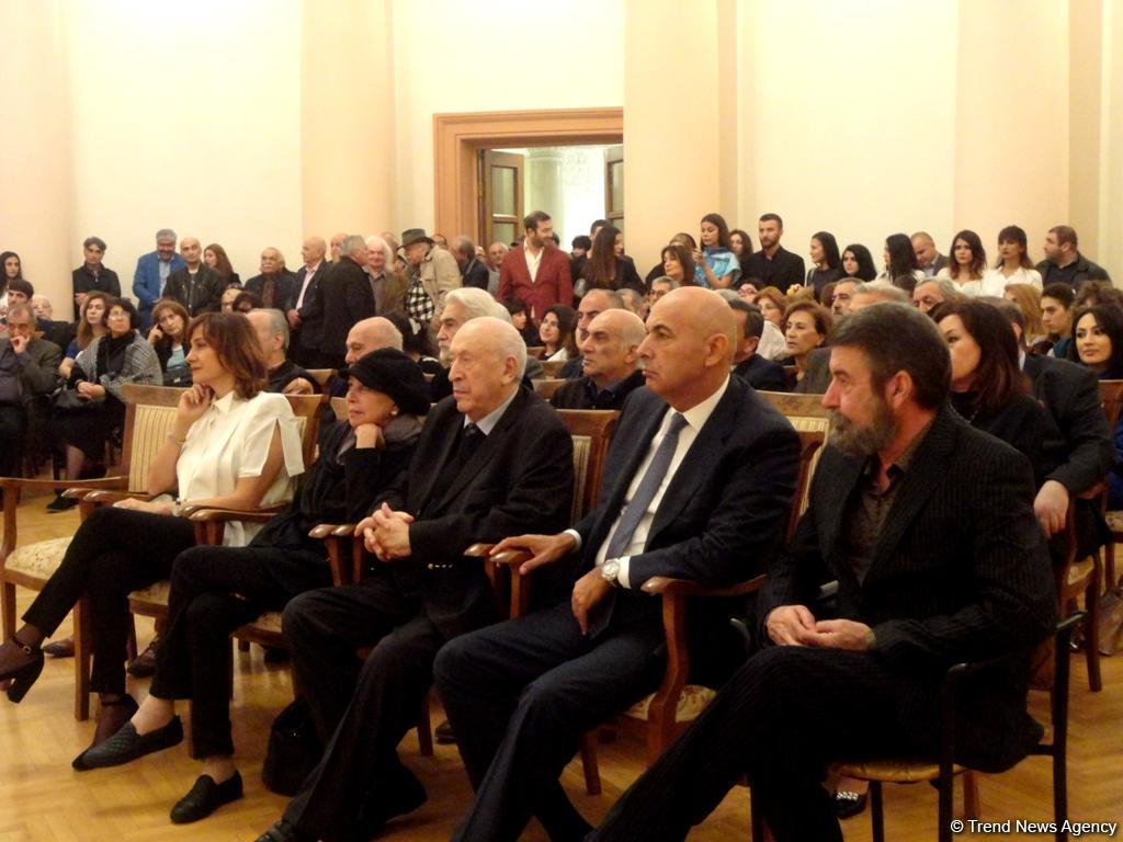 "Продолжение" азербайджанского художника Гасана Хагвердиева (ФОТО)