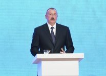 Президент Ильхам Алиев и его супруга приняли участие в церемонии открытия железной дороги Баку-Тбилиси-Карс (ФОТО)