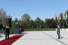 В Баку состоялась церемония официальной встречи Президента Турции (ФОТО)