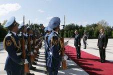 В Баку состоялась церемония официальной встречи Президента Турции (ФОТО)