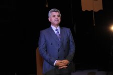 Глубоко укрытая, запрещенная, тайная...- премьера в Баку по мировому бестселлеру (ФОТО)