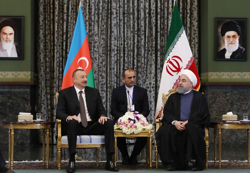 Presidents of Azerbaijan, Iran discuss Karabakh conflict (PHOTO)