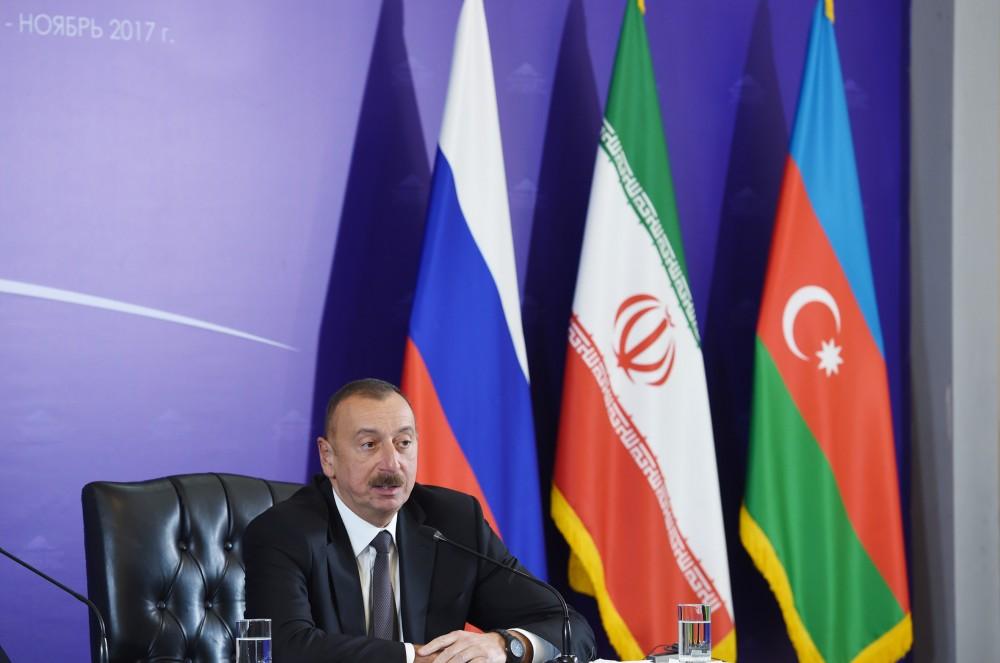 Президент Азербайджана: Трехсторонний формат сотрудничества имеет большое значение для региональной безопасности (версия 2)