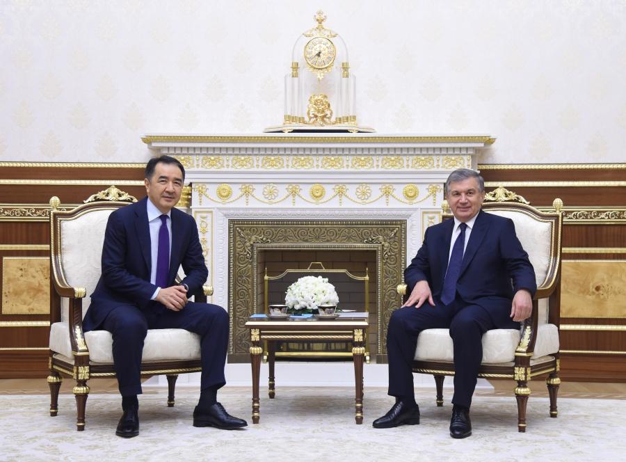 President of Uzbekistan meets heads of government of several countries (PHOTO)