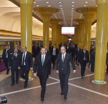 Ilham Aliyev becomes acquainted with retro carriages of Baku Metro (PHOTO) (UPDATE)