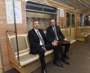 Ilham Aliyev becomes acquainted with retro carriages of Baku Metro (PHOTO) (UPDATE)