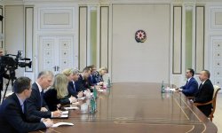 Президент Ильхам Алиев:  Работа по  Соглашению о стратегическом партнерстве  между Азербайджаном и ЕС продвигается в очень положительном направлении (ФОТО) (версия 2)