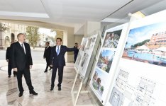 Президент Азербайджана ознакомился со строительством отеля в Гяндже (ФОТО)