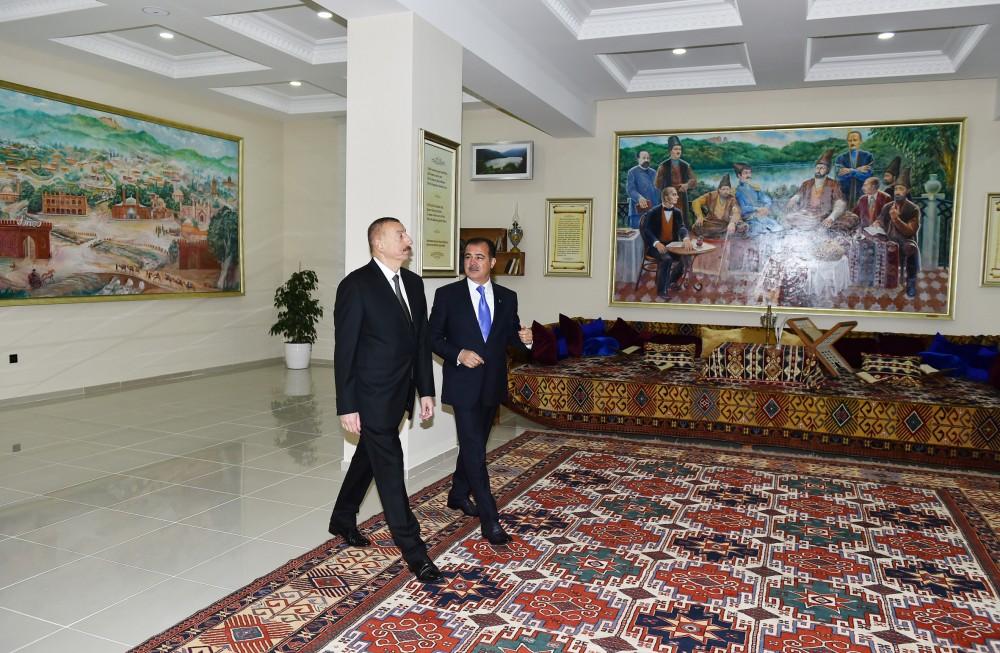 Президент Ильхам Алиев принял участие в открытии Музея Вазеха в Гяндже (ФОТО)