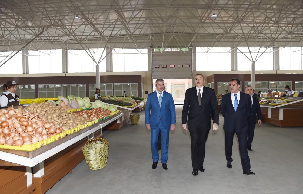 Президент Азербайджана принял участие в открытии торгового комплекса «Гранд Кавказ» в  Гяндже (ФОТО)