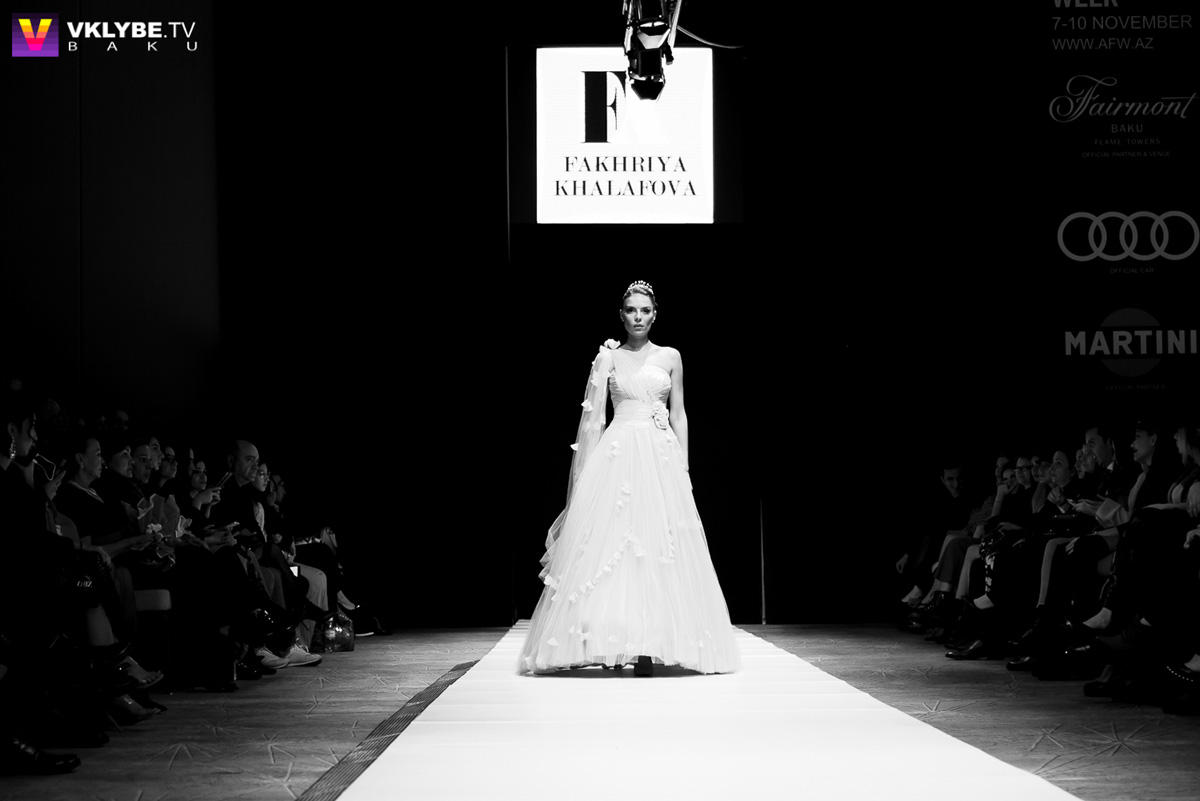 Звезды на подиуме Azerbaijan Fashion Week - кикбоксер, актриса, стилист (ФОТО)
