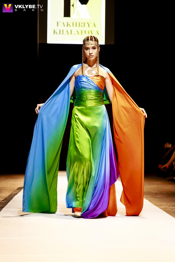 Звезды на подиуме Azerbaijan Fashion Week - кикбоксер, актриса, стилист (ФОТО)