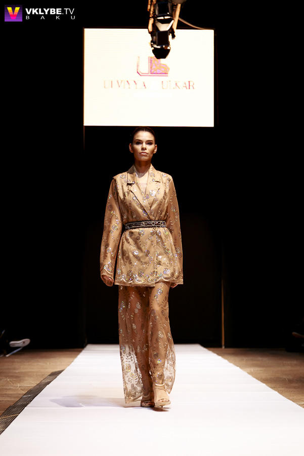 Звезды на подиуме Azerbaijan Fashion Week - кикбоксер, актриса, стилист (ФОТО)