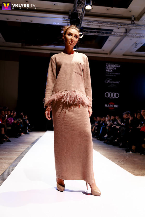 Звезды на подиуме Azerbaijan Fashion Week - кикбоксер, актриса, стилист (ФОТО)