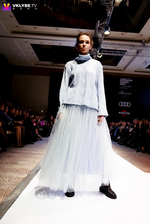 Звезды на подиуме Azerbaijan Fashion Week - кикбоксер, актриса, стилист (ФОТО)