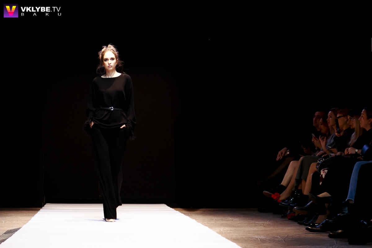 Звезды на подиуме Azerbaijan Fashion Week - кикбоксер, актриса, стилист (ФОТО)
