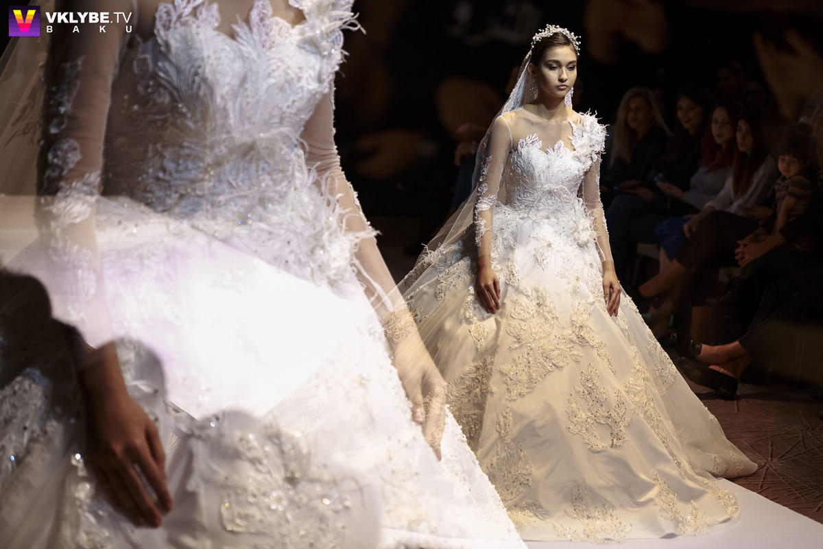 Дефиле дизайнеров из Грузии и России на Azerbaijan Fashion Week (ФОТО)