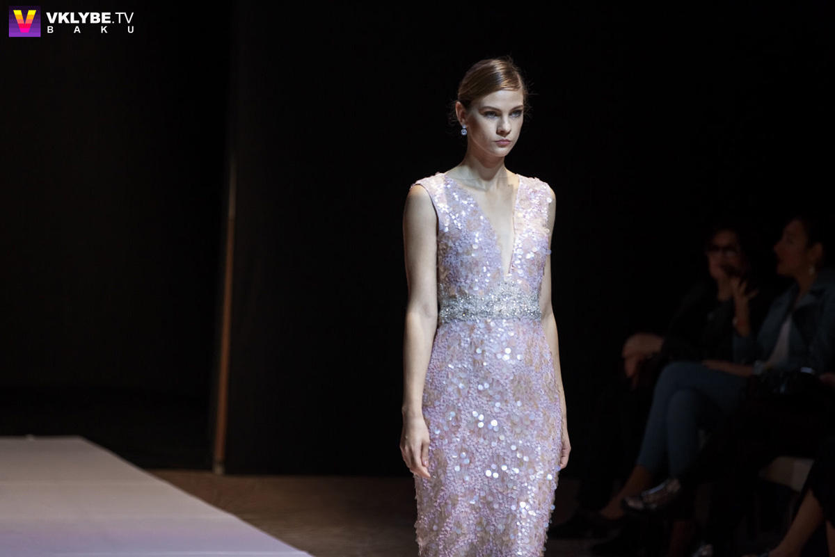 Дефиле дизайнеров из Грузии и России на Azerbaijan Fashion Week (ФОТО)