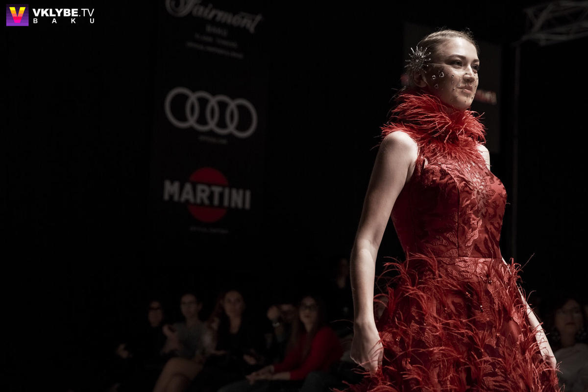 Дефиле дизайнеров из Грузии и России на Azerbaijan Fashion Week (ФОТО)